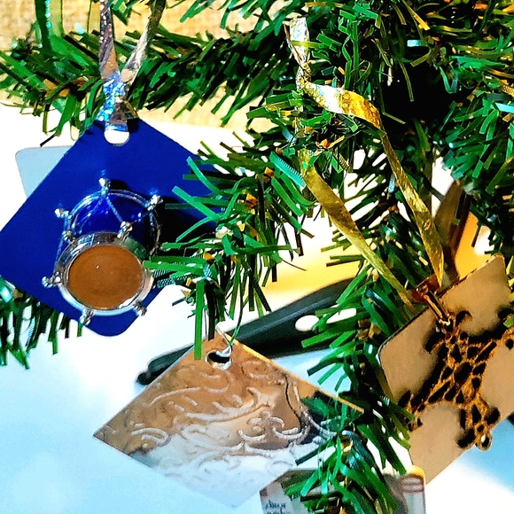 NEW 12-Piece Little Drummer Boy Handcrafted Christmas Ornaments Set! 4 Sets of 3 - Picture 9 of 13